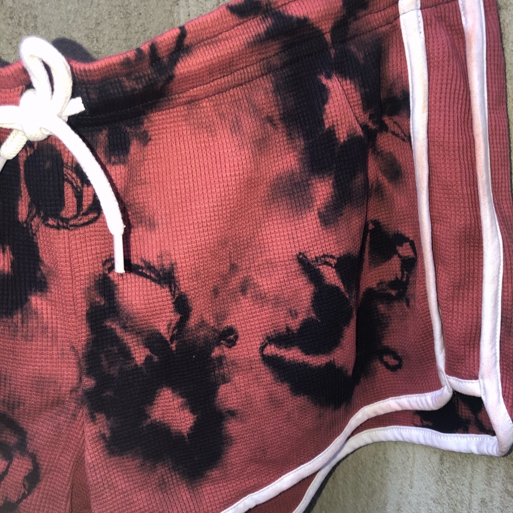 Thermal Handcrafted Bleached Drawstring Short Nwot - image 4